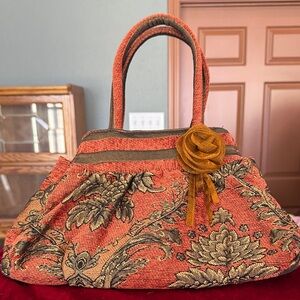 Chic Floral Women's Shoulder Bag - Orange and Gold